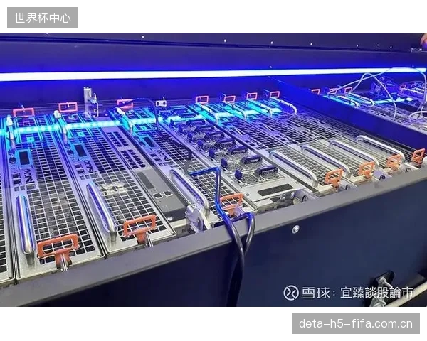 面对浸没式液冷的兴起，此刻投资CDU液冷机房是否是最佳时机？